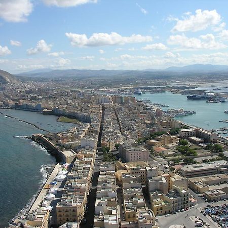 Passio Lägenhet Trapani Exteriör bild